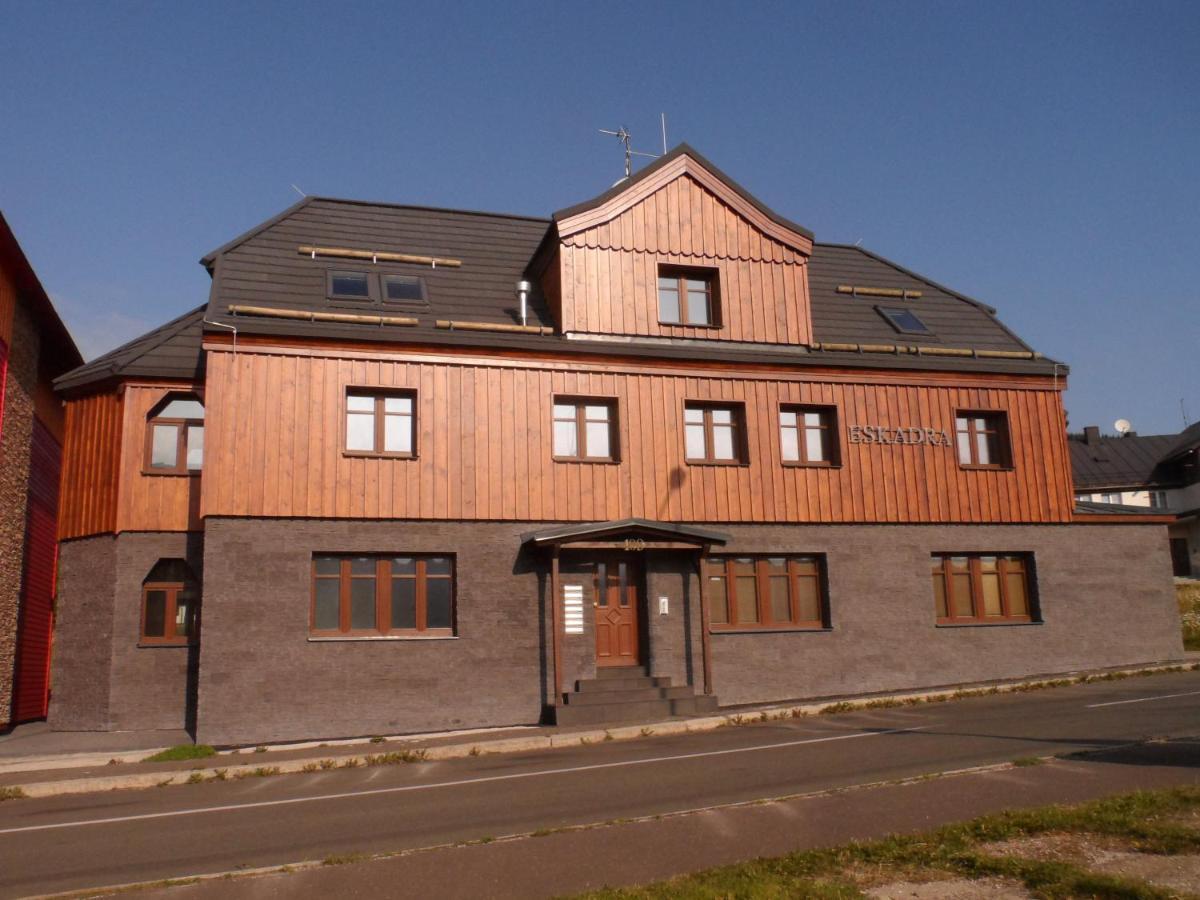 Apartman Eskadra 02 Horní Malá Úpa エクステリア 写真